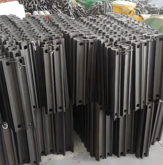 Scraper Conveyor Special Forged Scraper, Double Chain Scraper 18x64/400